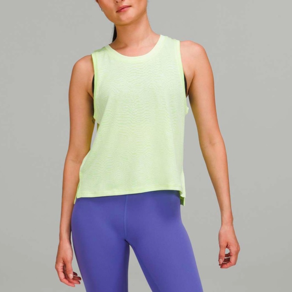 Lululemon tank top size 4